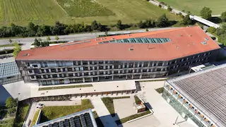 Drohnenaufnahme der St.-Emmeram-Realschule